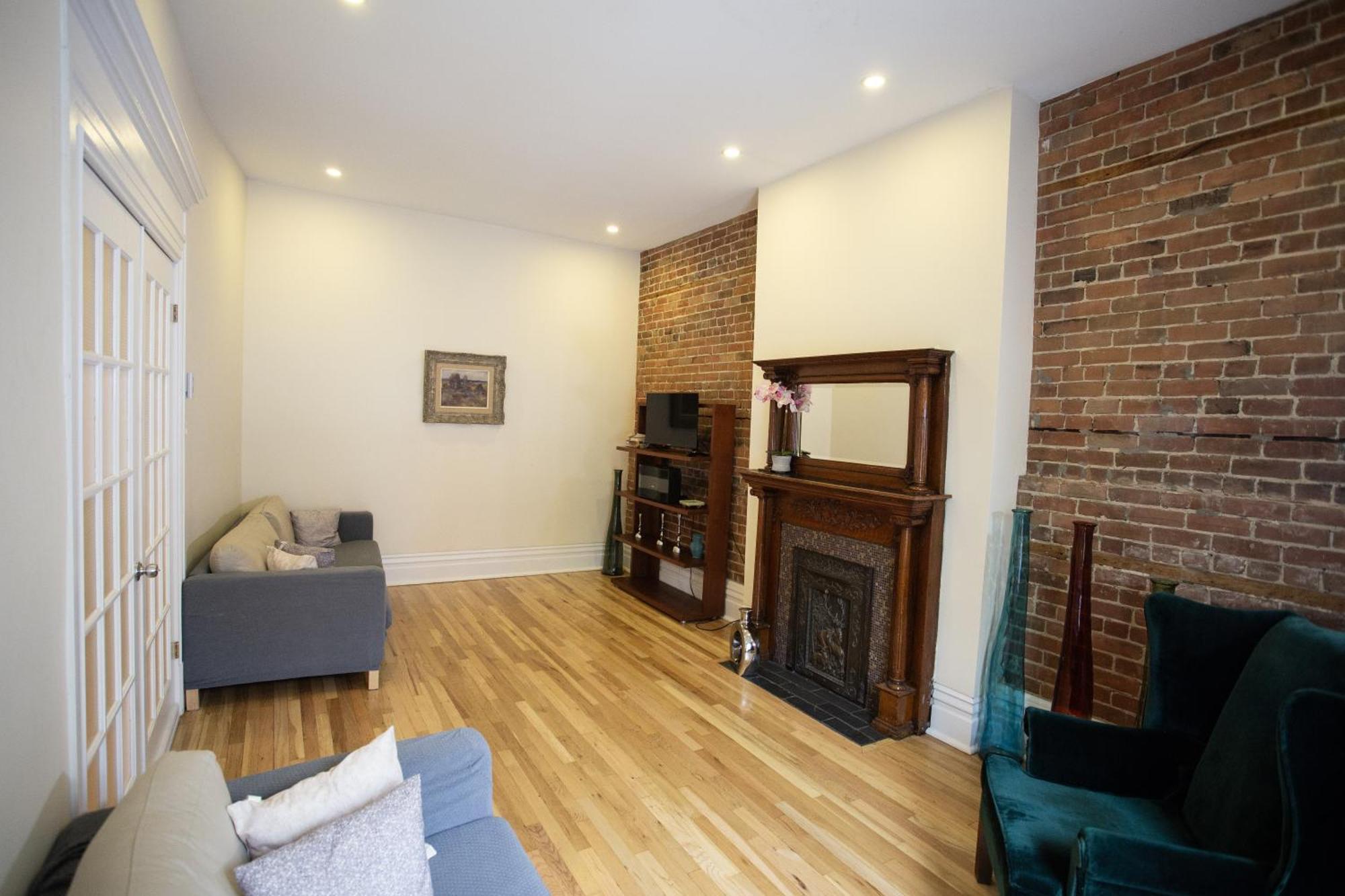 Spacious Downtown Montreal Apartment, 4Br-2Ba,Free Wifi エクステリア 写真
