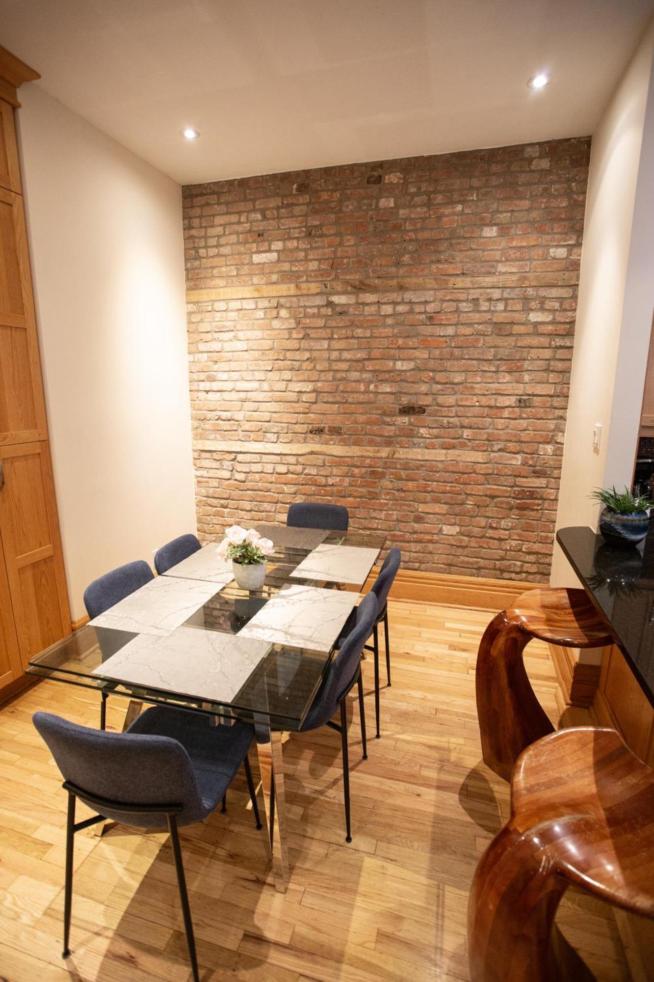Spacious Downtown Montreal Apartment, 4Br-2Ba,Free Wifi エクステリア 写真