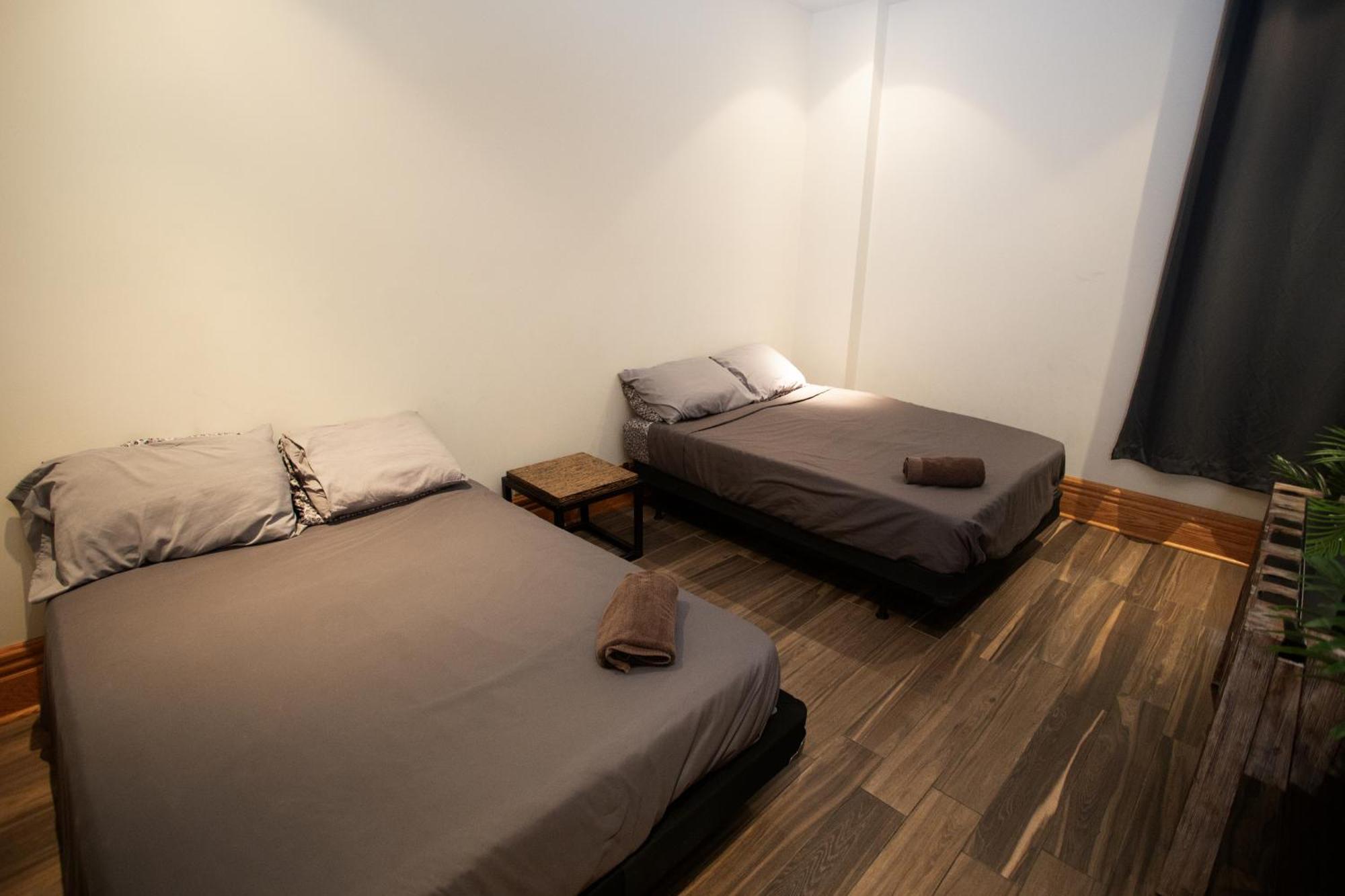 Spacious Downtown Montreal Apartment, 4Br-2Ba,Free Wifi エクステリア 写真